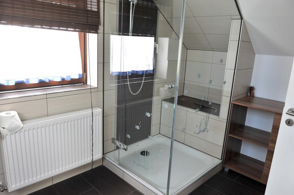 Ferienwohnung Bergisch Land Wermelskirchen Bilik gambar